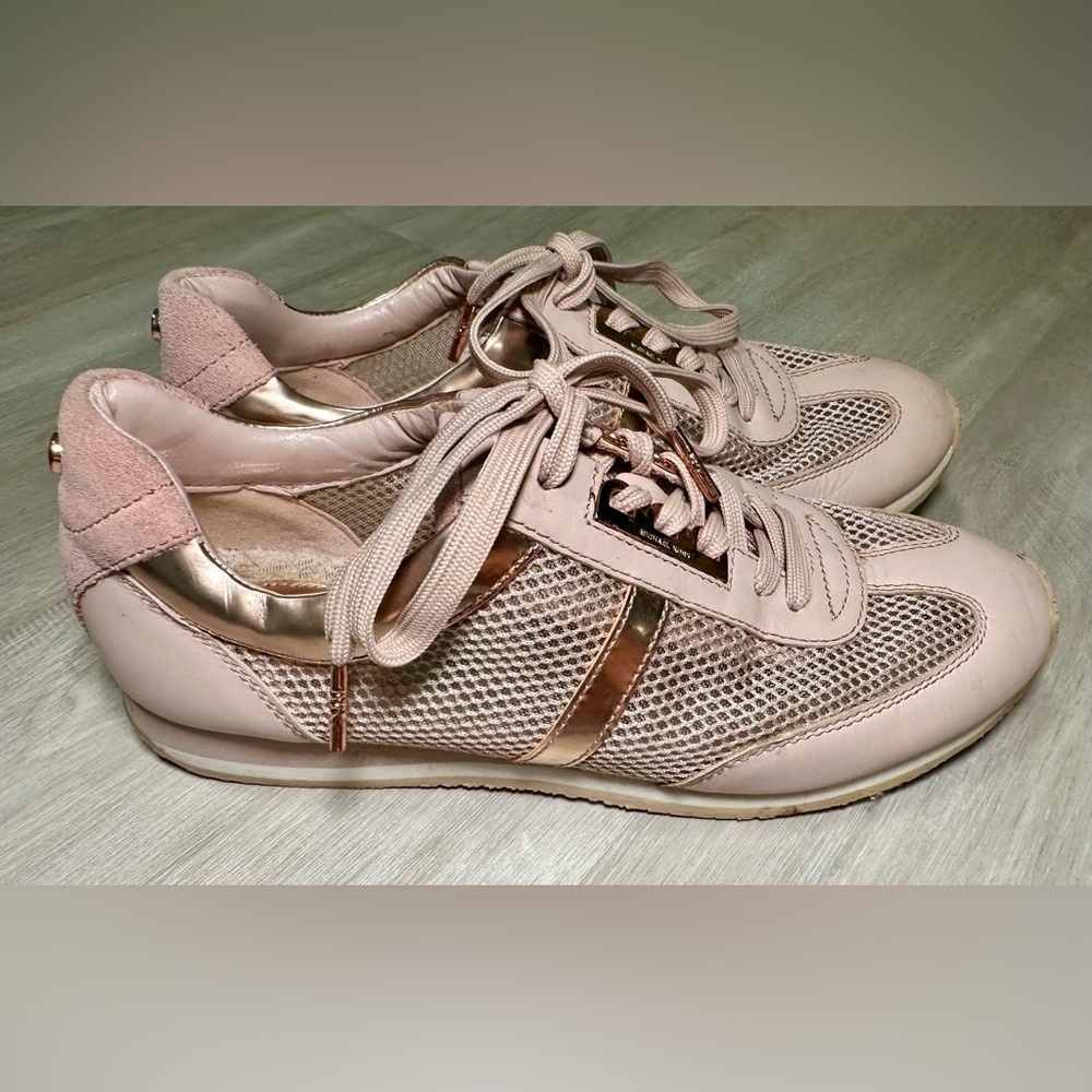 Michael Kors Maggie Trainer Pink Blush Rose Gold Size 8M - Picture 2 of 9